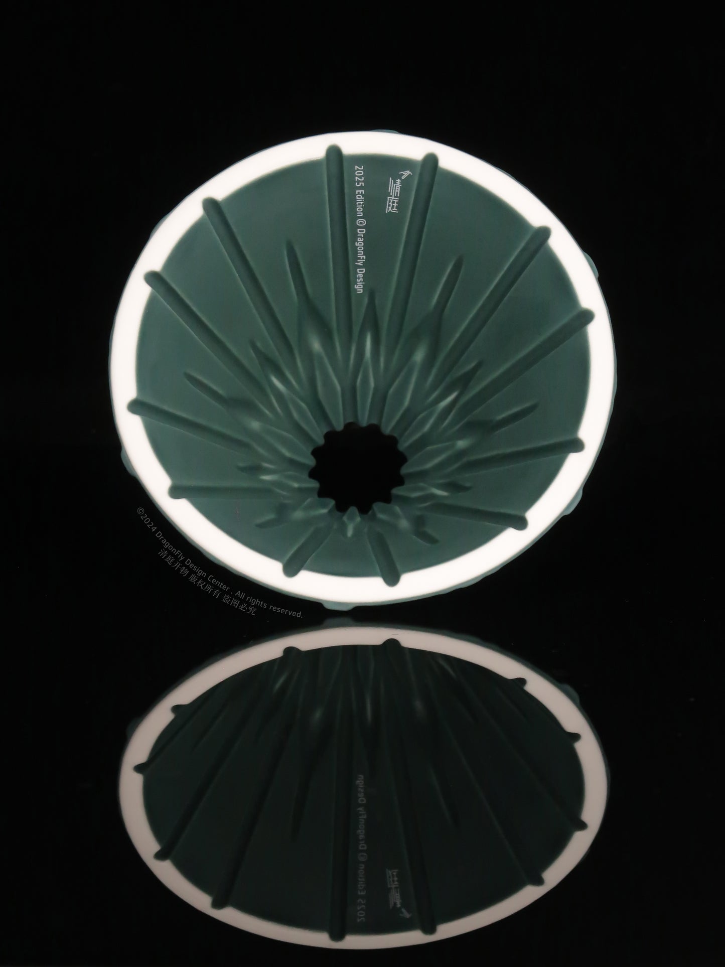 "Flying Snake" FS62 Dripper (with Coffee Flower Groove) | DragonFly Design Center